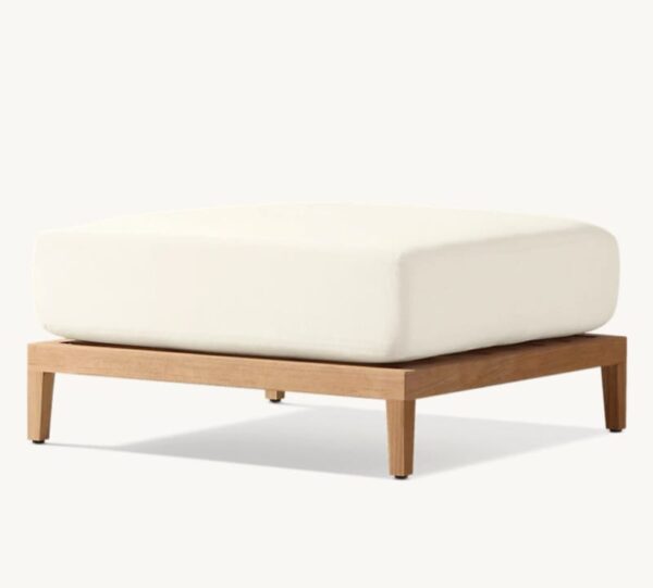 Curve ottoman